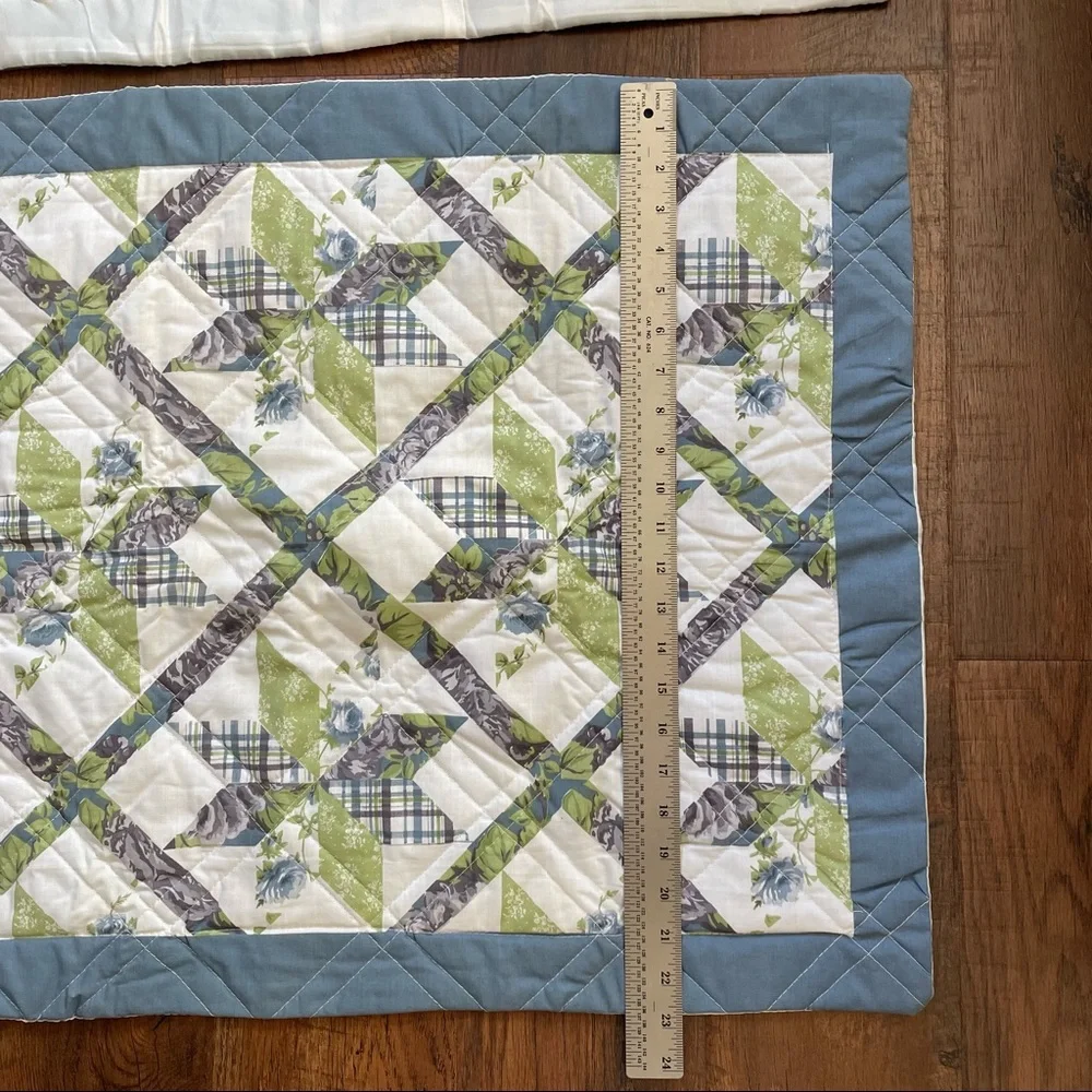 Quilted decorative pillowcases